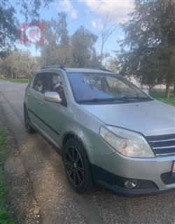 جيلي MK كروس